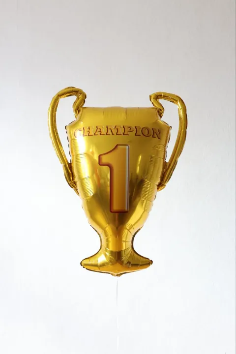 Шар - фигура "Кубок чемпиона" — доставка по Москве